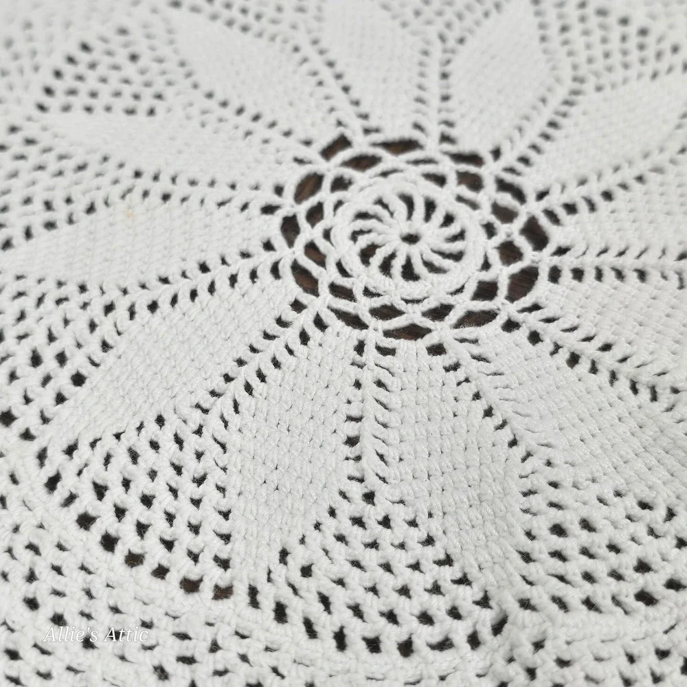 Floral Doily Round Flower White Yellow Lace Crochet Cottage Granny Decor 11.5